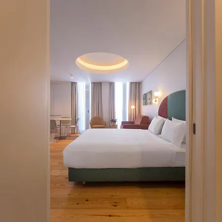 Serviced - Estrela Apartament